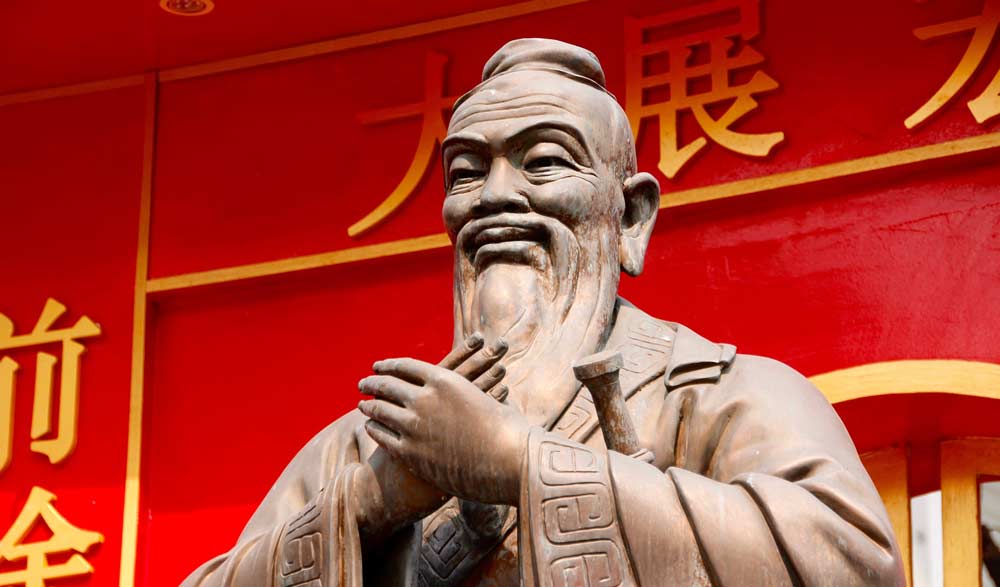 Konfuzius Statue