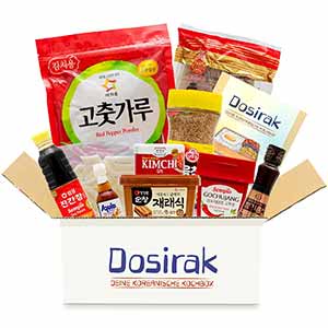 Die koreanische Dosirak Kochbox bietet hochwertige Grundzutaten und 25 beiliegende Rezepte.