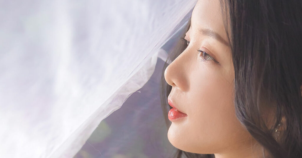 So sieht die optimale Nase und das optimale Kinn aus. Zumindest laut den Koreanern. Auch die Augen müssen die sogenannte "zweite Lidfalte" besitzen, um als schön zu gelten.