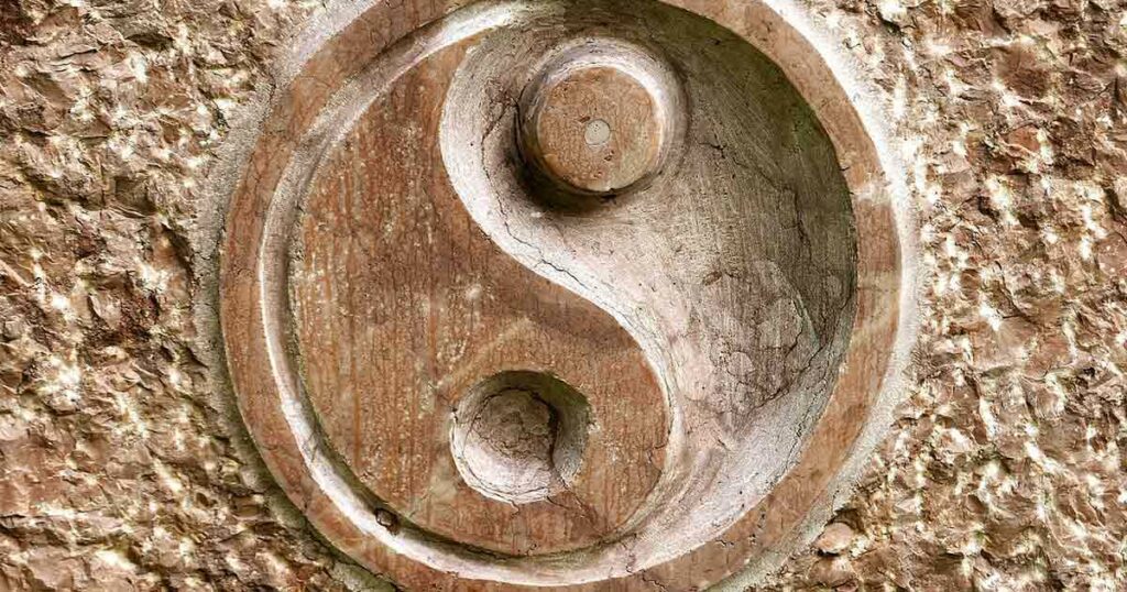 Ein inneres Gleichgewicht (Yin Yang) ist wichtig für den Körper. Es verhindert, dass man krank wird, z.B. durch Hwabyeong.