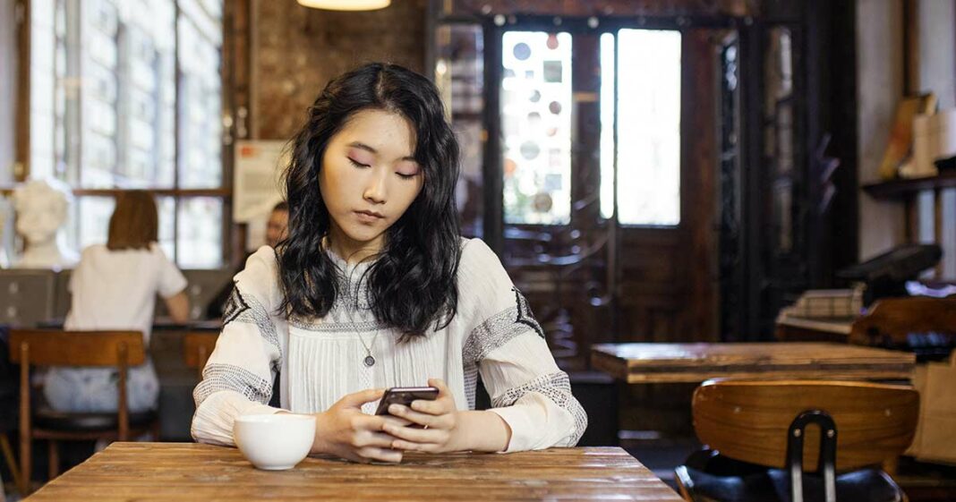 Online-Dating und Flirten mit Koreanern? Mit diesen 10 besten koreanischen Dating-Apps ist es so einfach wie noch nie, Koreaner kennenzulernen.